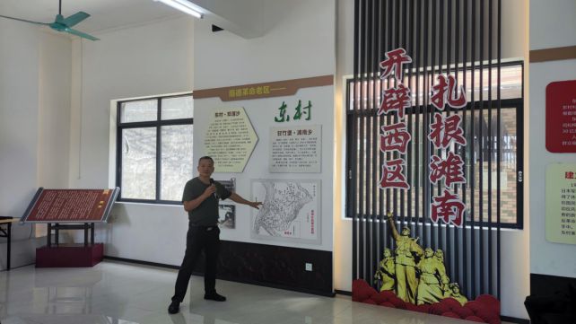 內(nèi)容1519.jpg 內(nèi)容1519.jpg